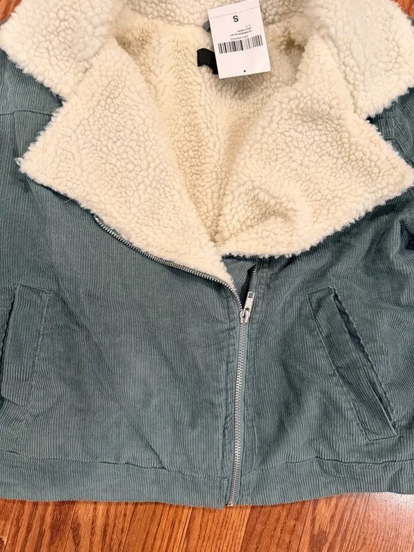 Forever 21 Sherpa and corduroy jacket - Image 2