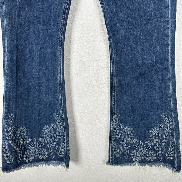 Rag & Bone Womens Jeans Size 27 10 Inch Crop Flare Blue Indigo Embroidered Hem‎ - Image 3