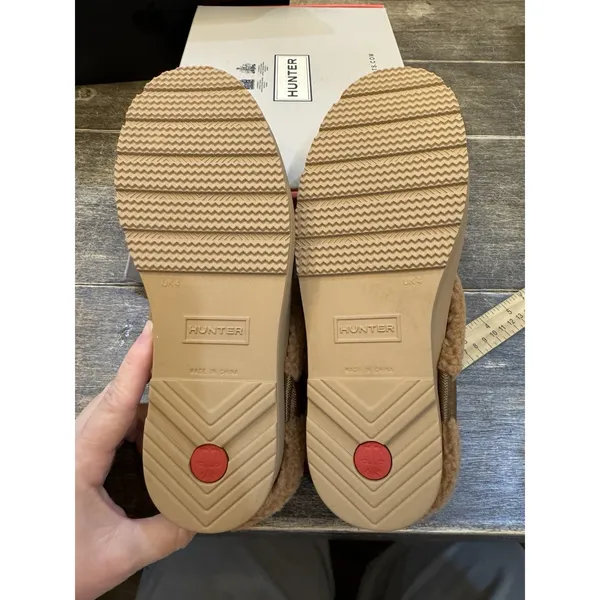 Hunter Women's W Play Sherpa Insulated Clog Tawny Tan Size 6!!!! - Image 7