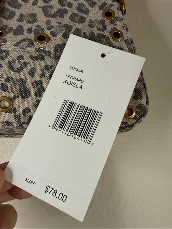 NWT Betsey Johnson XOISLA Leopard Grommet Shoulder Bag - Image 2