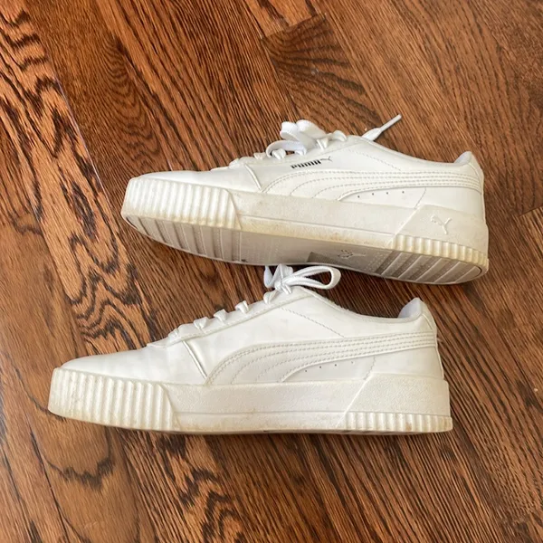 Women’s Puma soft fit sneakers - Image 3