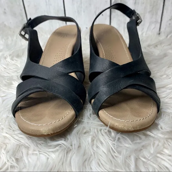 UGG Kenedy Sandals - Image 4