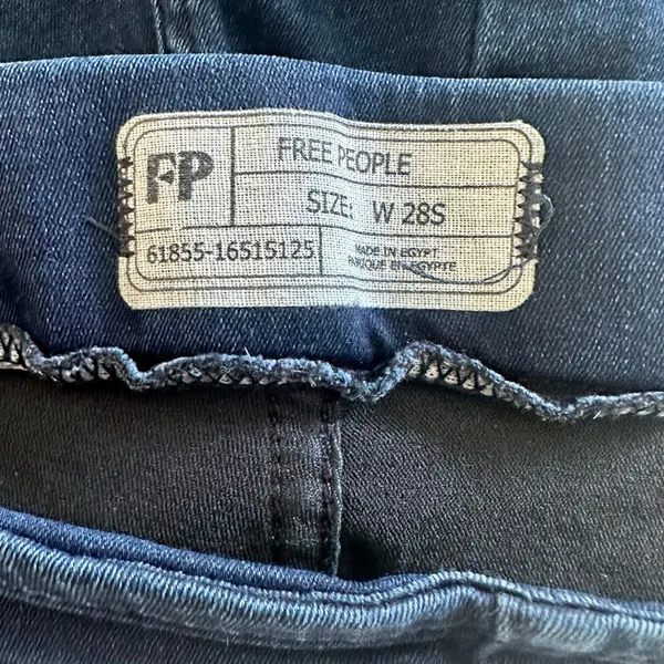 Free People - Denim Elastic Waist Jeans - brand new condition! 👖 - Image 5