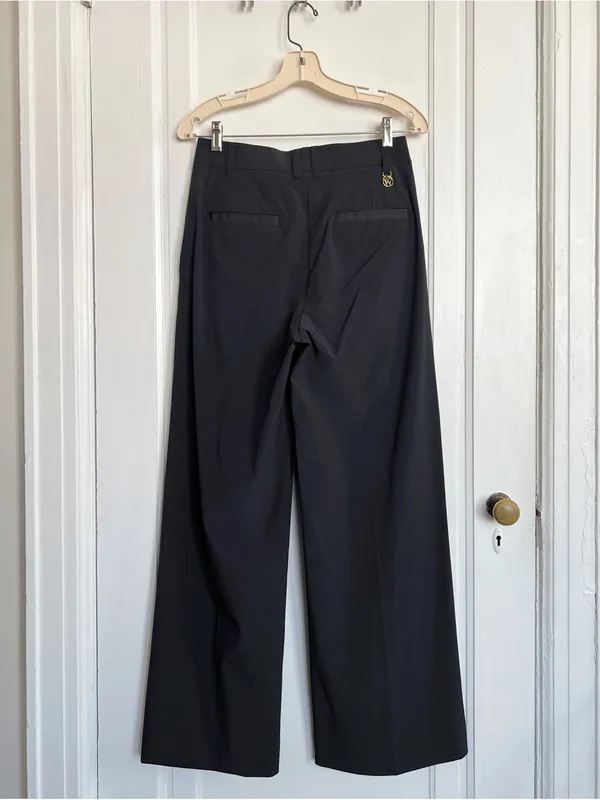 Williams Athletic Club • Toni Golf Pant black wide leg flat front trouser light - Image 10