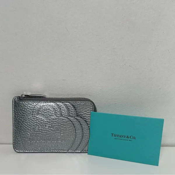 Tiffany & Co. Return to Tiffany Silver Pebbled Zippy Zip Wallet Card Case - Image 5