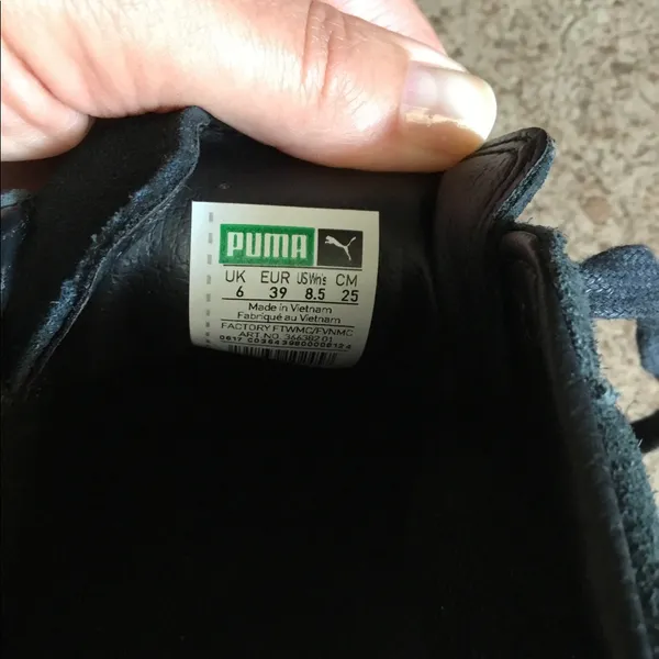 PUMA sneakers-nice and comfy🌟⭐️🌟 - Image 9