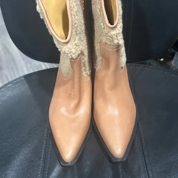 Free People Pitchfork Point Shearling Boots - Almond Butter Shearling - Size 6 - Image 2