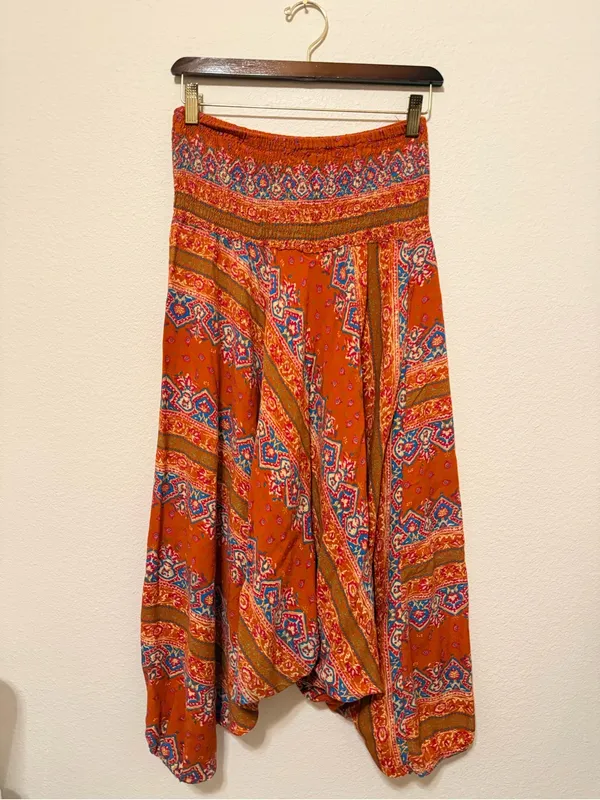 Hippie Pants harrem pants, flowy and soft rayon, bohemian print, pull up, sz M/L - Image 2