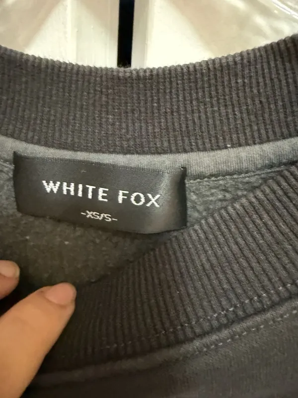 White Fox Leisure Colorblock Crewneck Sweatshirt purple & grey XS/S - Image 4
