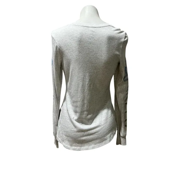Nike Women's New York Yankees Long Sleeve T-Shirt White Size M - Image 4