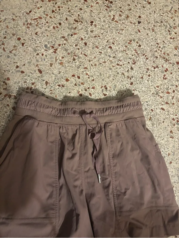 Lululemon dance studio high rise short size 4 warm ash gray - Image 5