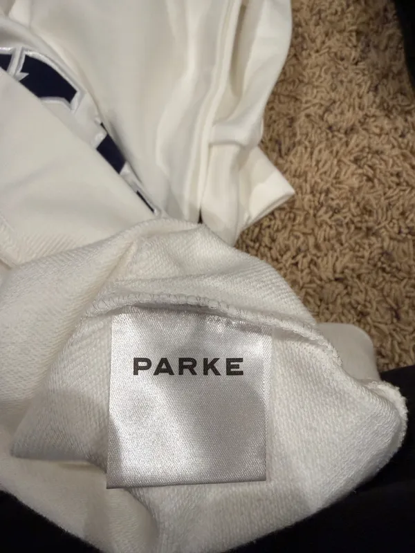 Parke varsity mockneck sweatshirt white and navy L/XL - Image 7