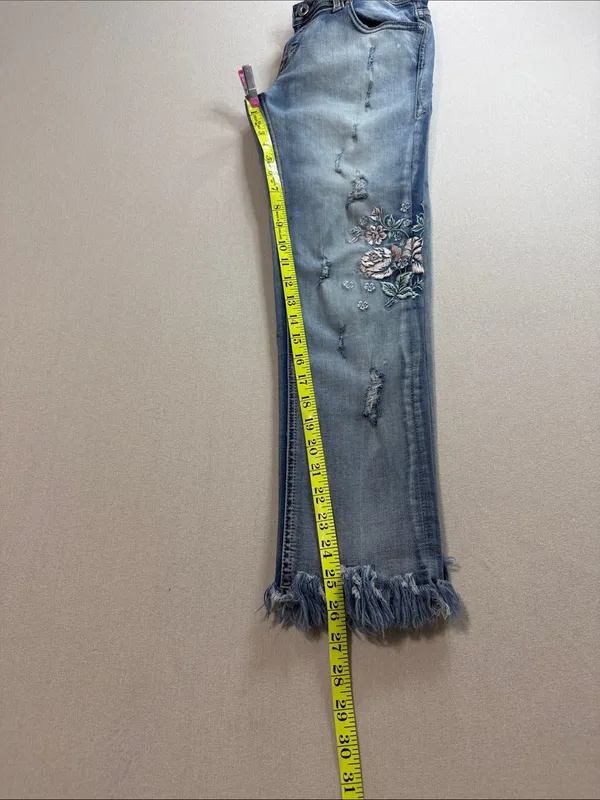 Grace Light Blue Cropped Embroidered Frayed Hem Jeans - Image 5