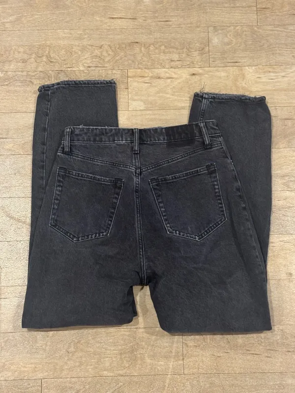 Abercrombie & Fitch Curve Love The Dad High Rise Black Jeans Distressed Size 6R - Image 4