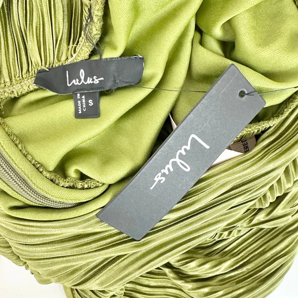 Lulus Seren Olive Green Plisse Surplice Maxi Dress Formal Long Sleeve Small NWT - Image 11