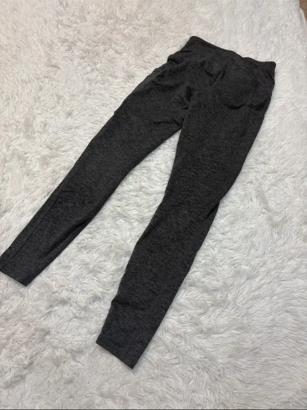 Quince grey leggings small - Image 2