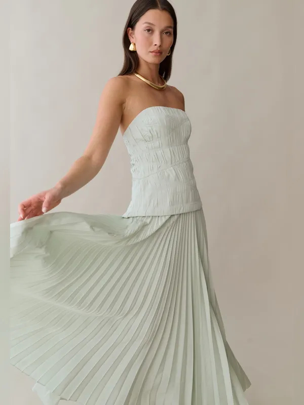 NWT Few Moda Ada Dress size 8 seafoam green strapless pleated maxi o.p.t - Image 2