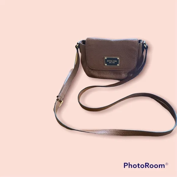 Michael Kors small leather purse - Image 2