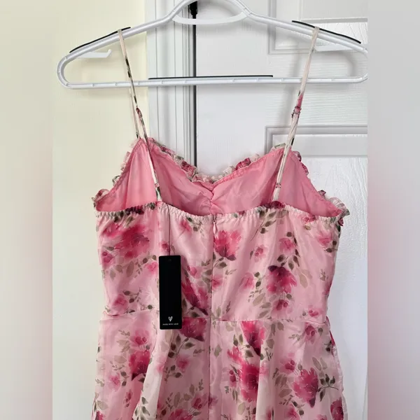 Lulus Immaculate Cutie Light Pink Floral Sleeveless Tiered Midi Dress NWT size M - Image 10