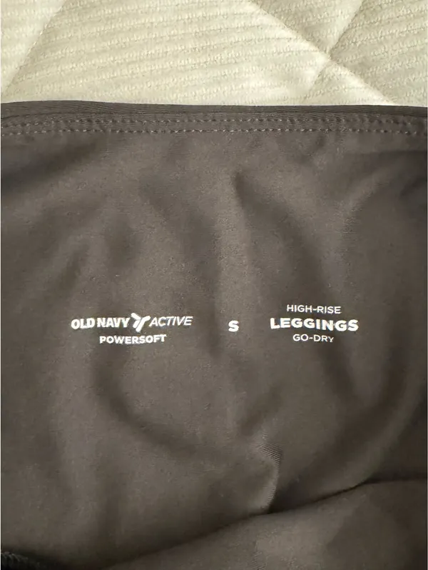 Old Navy Activewear Joggers - Image 3