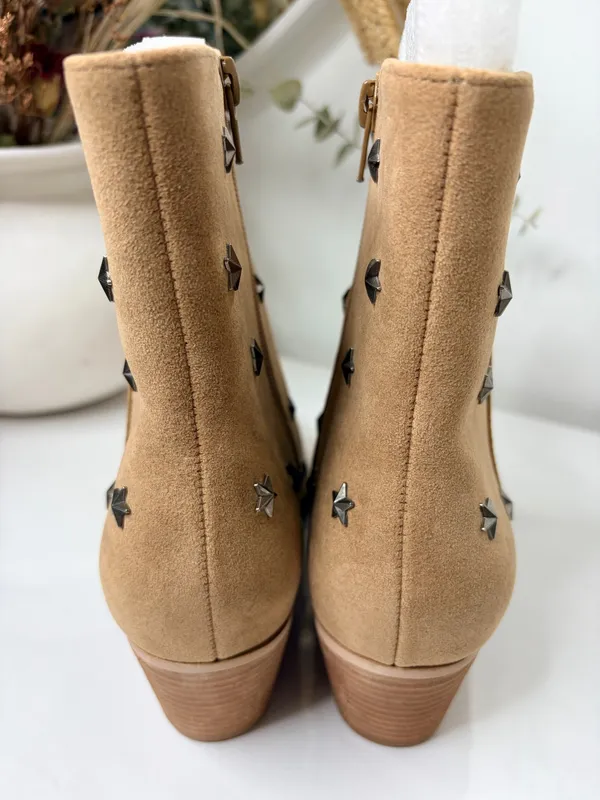 Tan Star Studded Western Cowboy Ankle Boots Rodeo Boho Y2K Size 8 Oasis Society - Image 8