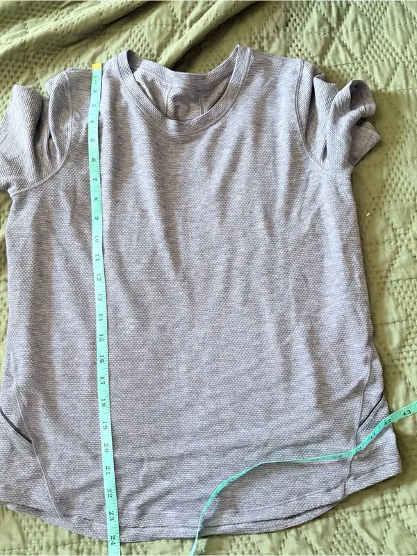 Lululemon Long Distance Short Sleeve Running Shirt Grey Heathered - Image 4