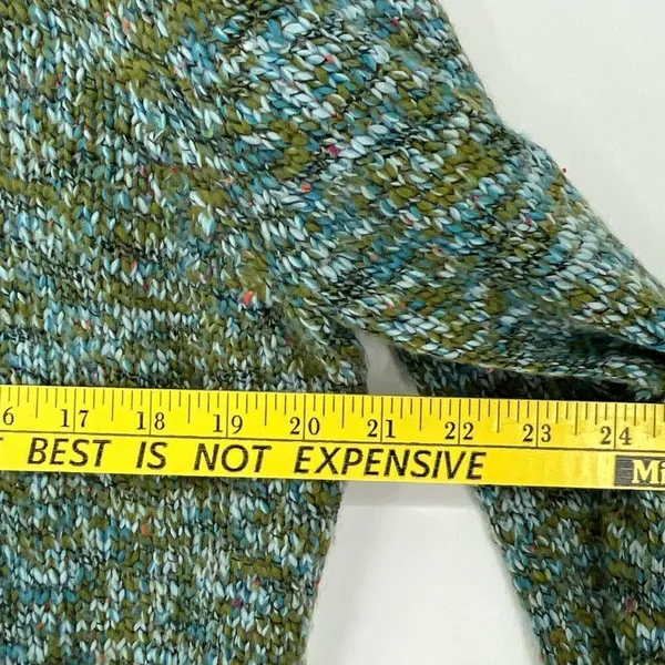 ONE GIRL WHO Sweater Women's M/L‎ Green Blue Flecked Ribbed One Button Cardigan - Image 9
