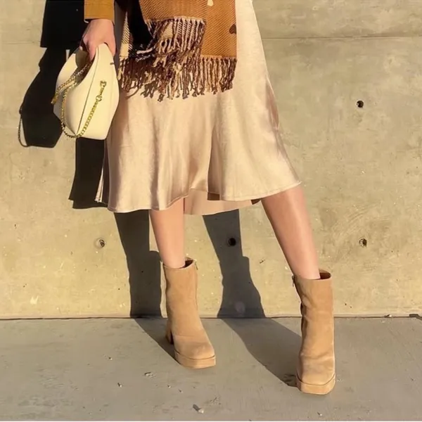 Dolce Vita Ulyses Mushroom Beige Suede Platform‎ Ankle Boot Sz 9.5 Wore Once 1x - Image 2