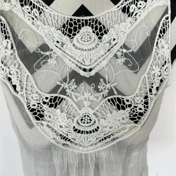 Entro White‎ Lace Top Sz Sm - Image 2