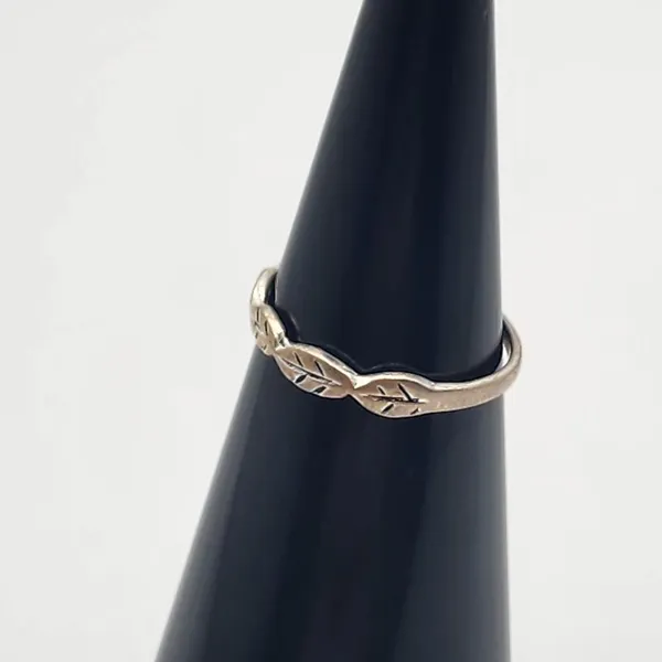 Marsala Sterling Silver Leaves Ring (3) Silver - Image 2