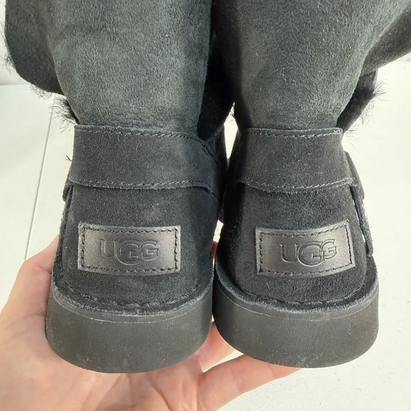 Ugg Sz 7.5 Zariyah Ankle Boots Shearling UggPlush Water Repellent Black‎ Women's - Image 12