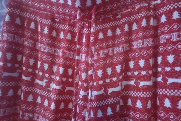 PINK Victoria's Secret Christmas tree, dog 'pink' all over pj pajamas pants in red and white size medium. - Image 5