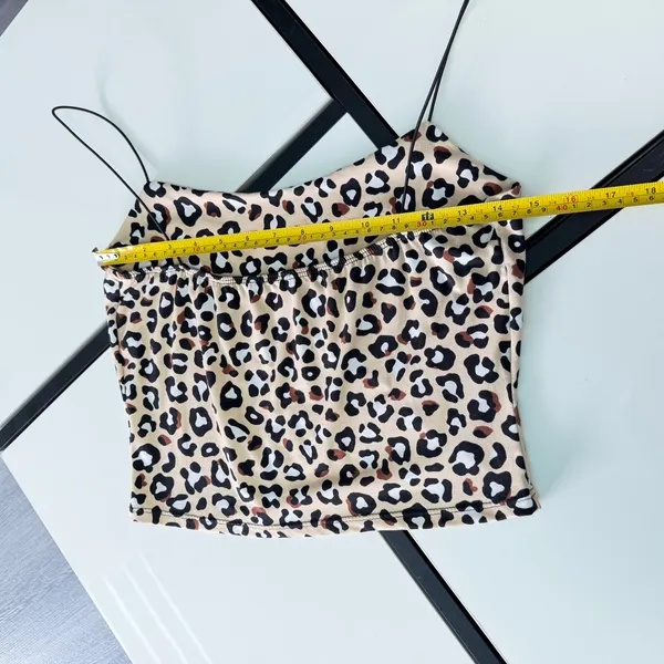 🐆 GAZE Leopard Print Cami Crop Top - Size Medium ✨ - Image 12