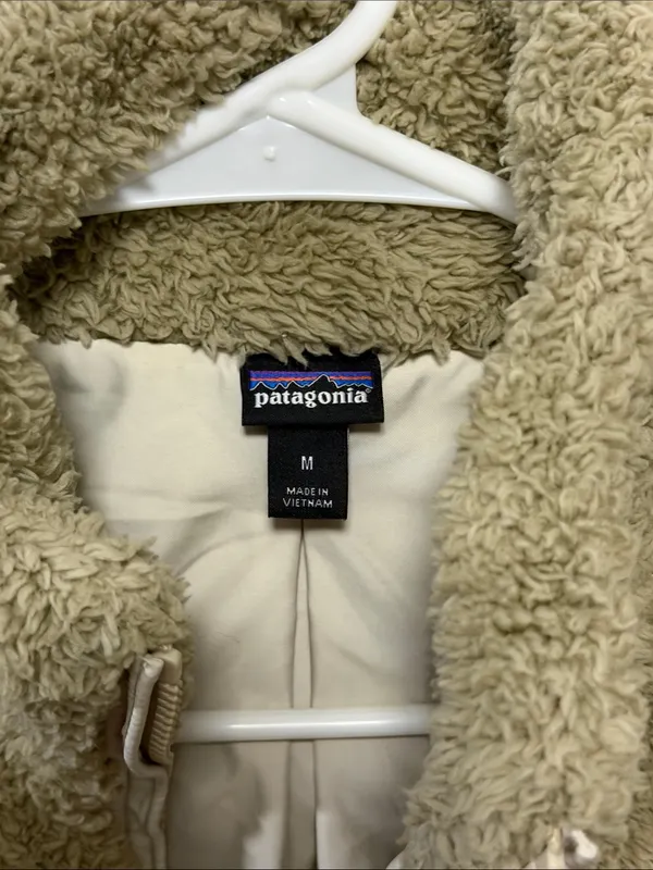 Patagonia Women’s Sherpa Vest - Image 3