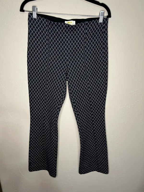 Maeve by Anthropologie The Margot‎ Argyle Kick Flare Crop Pull On Pants - Image 4