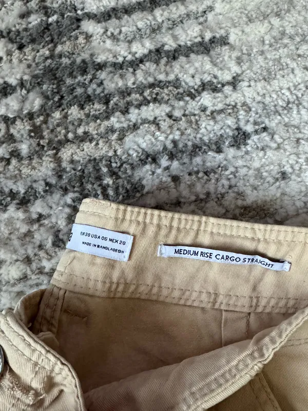 Bershka Cargo Pants - Image 3