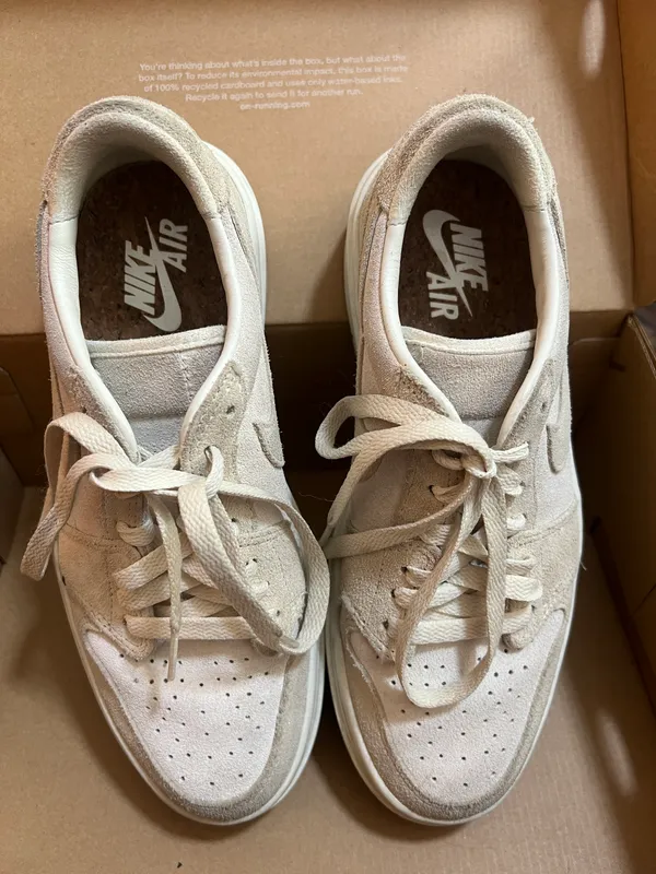 Nike Shoes - Image 2
