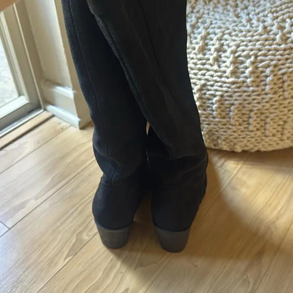 Boohoo Suede knee high western boots - Image 4