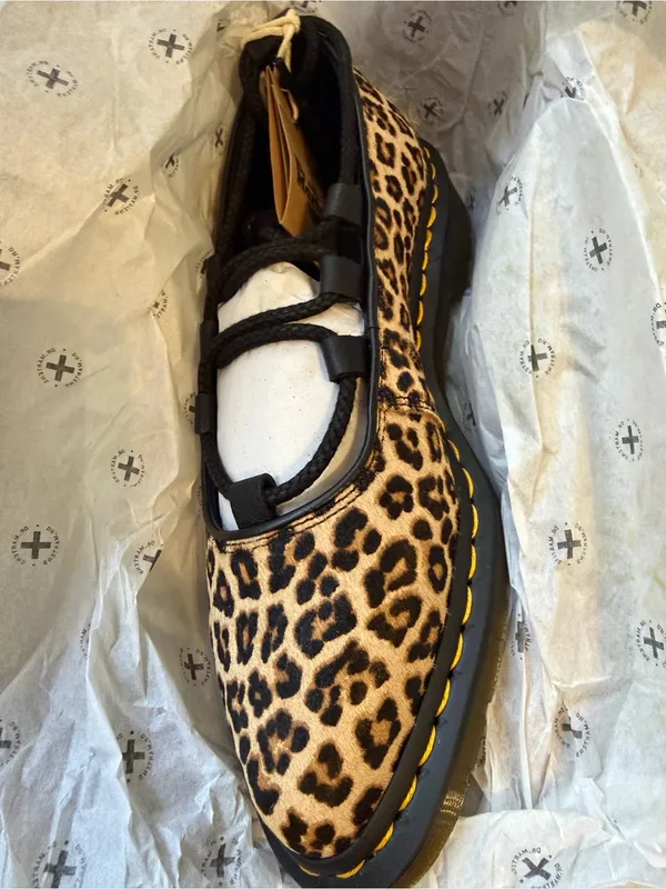 Dr. Martens Elphie II Leopard Hair-On Pointed Ballet Flats Size 7 NIB - Image 5