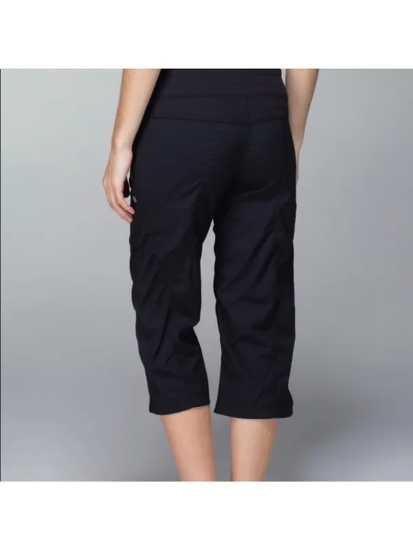 Lululemon Y2K Dance Studio Crop Pants Black Size 2 - Image 2