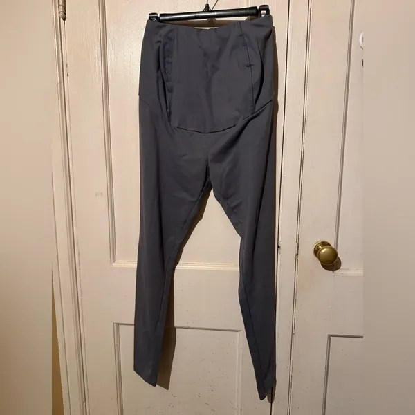 Time and Tru Maternity Full Panel Leggings‎ Gray Size Small (4–6) - Image 2