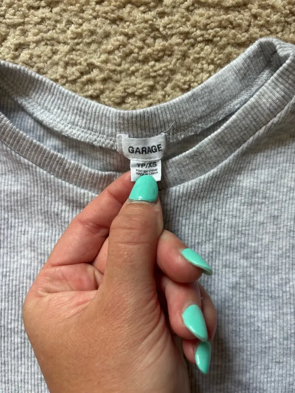 Garage crop tee - Image 2