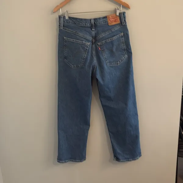 Levi’s RibcageStraight Ankle‎ Jeans - Image 3