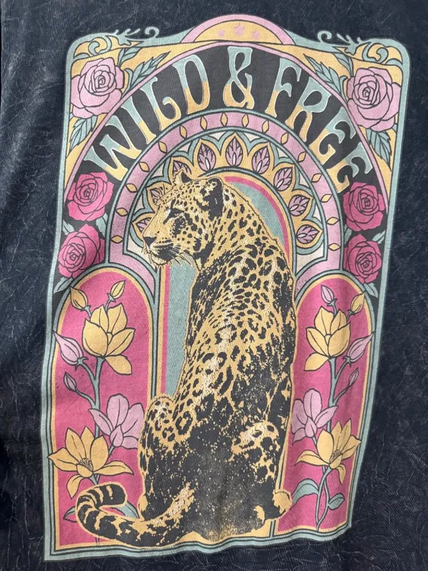 Wild & Free Graphic Boyfriend Tee Size Medium Mineral Wash Leopard Relaxed Fit - Image 5