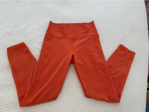Vuori Studio Leggings Pocket Grapefruit Small - Image 3