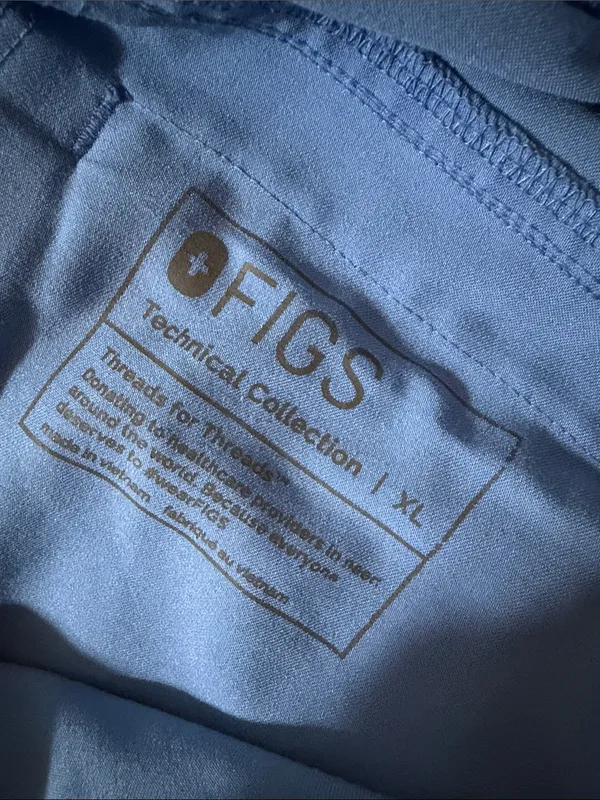 Figs Women's Light Blue Cargo Scrub Pants with Drawstring Size XL - Image 4