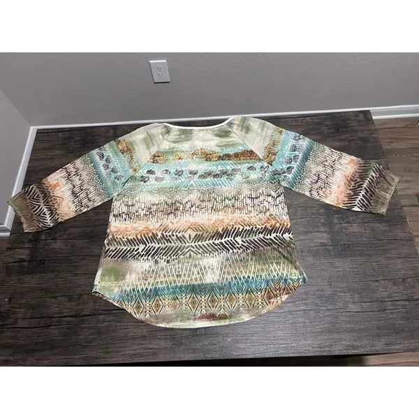Chicos Boho Top Abstract Tribal Inspired Print Crochet Lace Artsy Size 1 Medium - Image 2