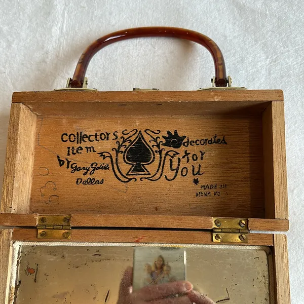 Vintage Wooden Box Handbag with Horse and Carriage Design by Gary Gails - Image 8