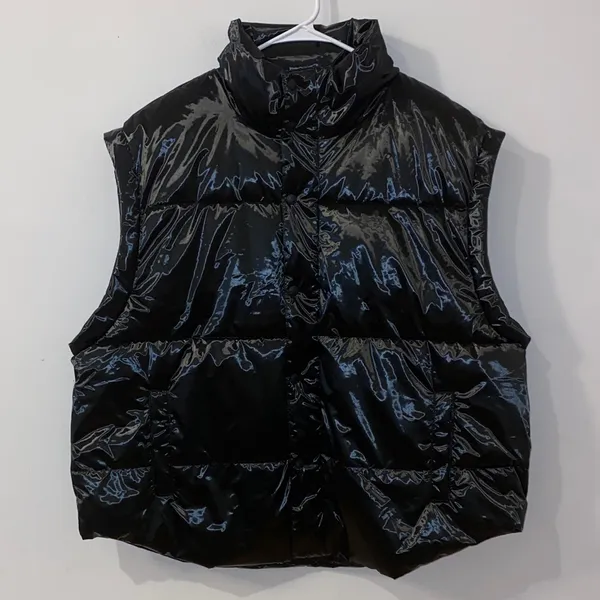 NWT!! Offline by Aerie Shiny Black Women's Puffer Vest Size XXL - Image 3