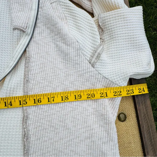 BKE Women’s Waffle Knit Quarter Zip Hoodie Small Cream Hooded Pullover - Image 8